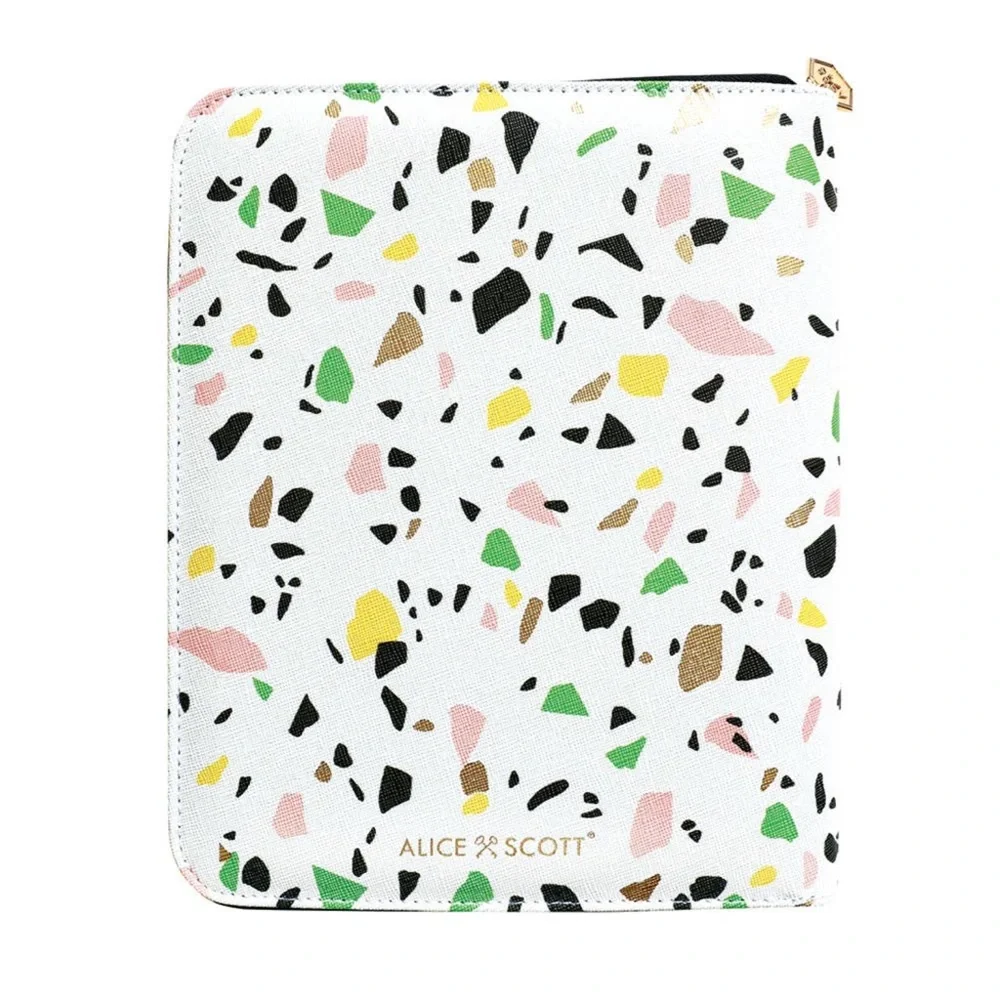 Alice Scott Goal Digger Folio